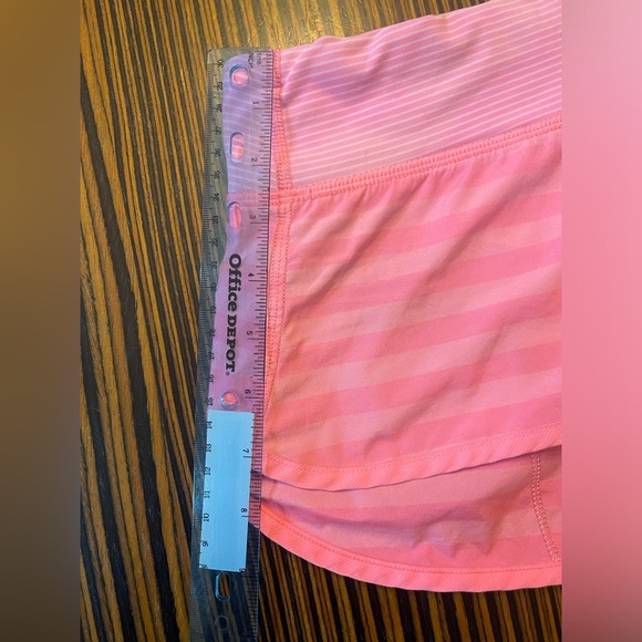 Lululemon running shorts - Picture 7 of 7